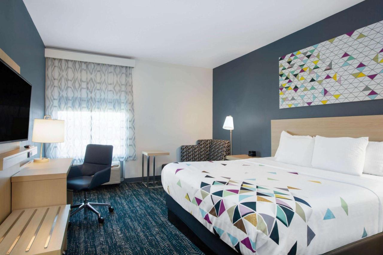 La Quinta Inn & Suites By Wyndham Manassas, Va- Dulles Airport Ngoại thất bức ảnh