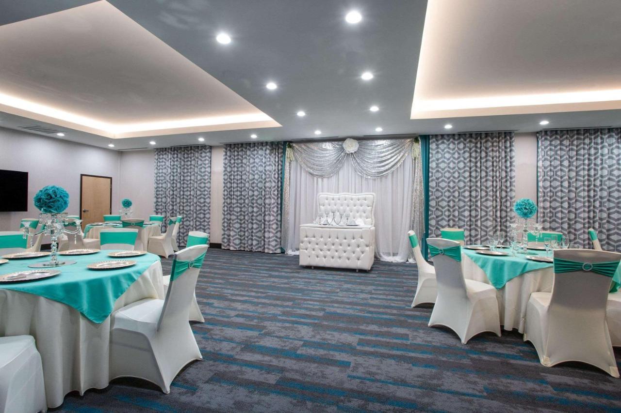 La Quinta Inn & Suites By Wyndham Manassas, Va- Dulles Airport Ngoại thất bức ảnh
